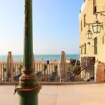 Apartment Natural Grey